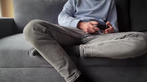 Sondages online show from January 2025 12:42:02 PM