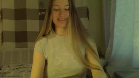 Snapshot of song_to_the_siren chatting on December 2024 10:39:01 AM Mary online show from December 2024 10:39:01 AM