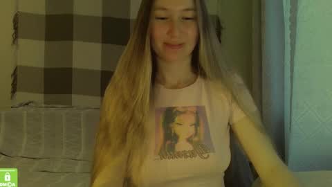 Snapshot of song_to_the_siren chatting on January 2025 10:17:01 AM Mary online show from January 2025 10:17:01 AM