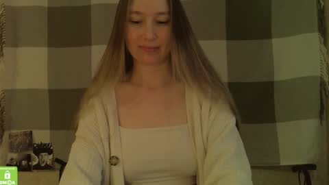 Snapshot of song_to_the_siren chatting on February 2025 10:38:02 AM Mary online show from February 2025 10:38:02 AM