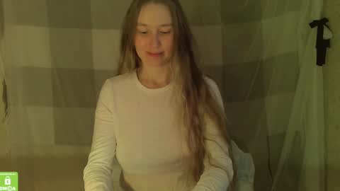 Snapshot of song_to_the_siren chatting on March 2025 02:45:02 PM Mary online show from March 2025 02:45:02 PM