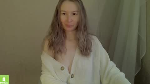 Snapshot of song_to_the_siren chatting on September 2025 01:43:02 PM Mary online show from September 2025 01:43:02 PM