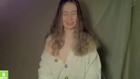 Snapshot of song_to_the_siren chatting on November 2025 06:21:02 PM Mary online show from November 2025 06:21:02 PM