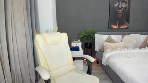 Sonia  Rey online show from January 2026 08:45:02 PM