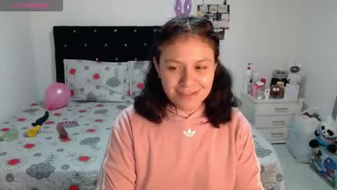 soniahardass online show from April 2026 12:19:02 PM