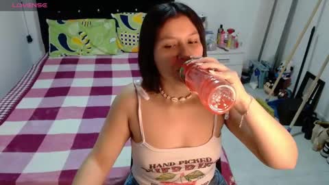 Snapshot of sonialatin69 chatting on June 2026 12:18:02 PM sonialatin69 online show from June 2026 12:18:02 PM