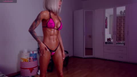 Sonja Ray online show from November 2025 09:19:02 AM