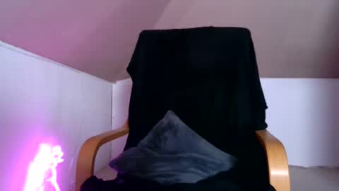 Sonja online show from February 2025 05:09:02 PM