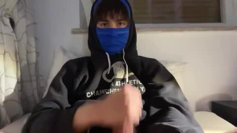 sonny_moore_ online show from January 2026 10:12:02 PM