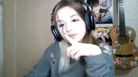 Mila online show from March 2026 05:07:02 PM