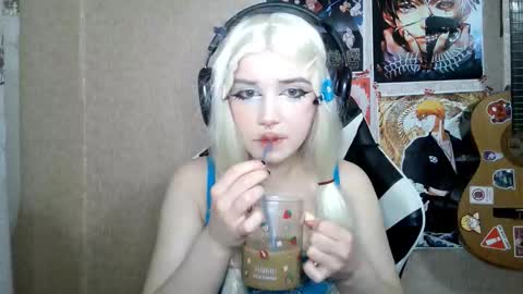 Mila online show from March 2026 05:19:02 PM