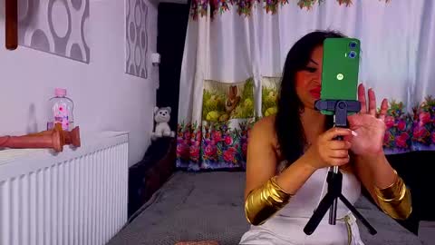 Sonya online show from May 2026 04:19:02 AM