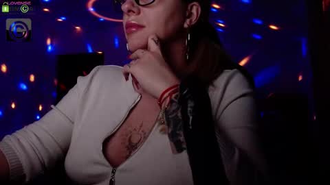 Sonia online show from March 2025 06:22:02 PM