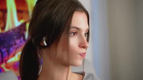 Eva 3 online show from October 2025 07:51:01 AM