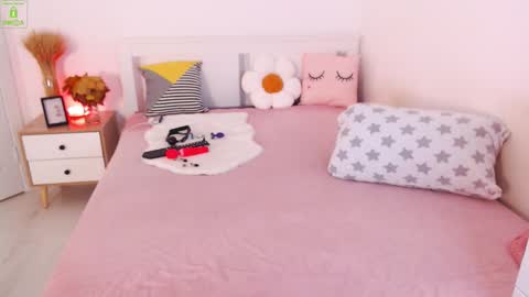 Snapshot of sonyalime chatting on November 2025 07:44:01 AM Sonya Lime online show from November 2025 07:44:01 AM