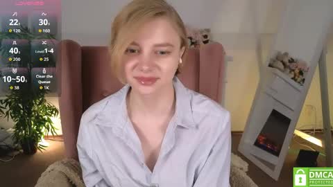 Snapshot of sookonstellita chatting on April 2026 12:02:01 AM Litta online show from April 2026 12:02:01 AM