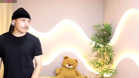 sophi_and_dereck online show from June 2026 12:24:02 PM