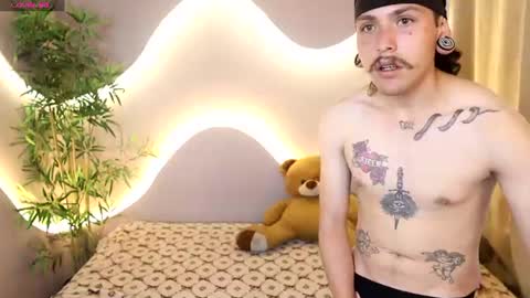 sophi_and_dereck online show from July 2026 12:40:02 PM