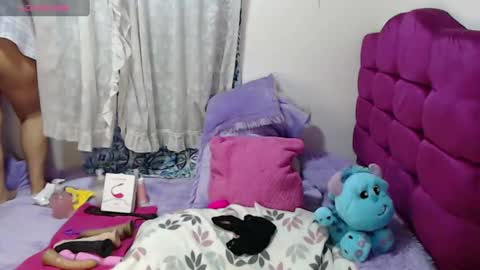 sophi_sy online show from February 2025 09:32:02 PM