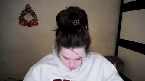 sophia__olsen online show from December 2025 07:15:02 AM