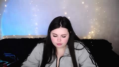 sophia__olsen online show from March 2026 06:40:02 AM