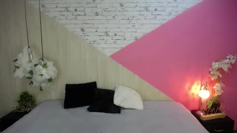 Snapshot of sophia_brunette21 chatting on November 2025 11:14:01 AM sophia_brunette21 online show from November 2025 11:14:01 AM