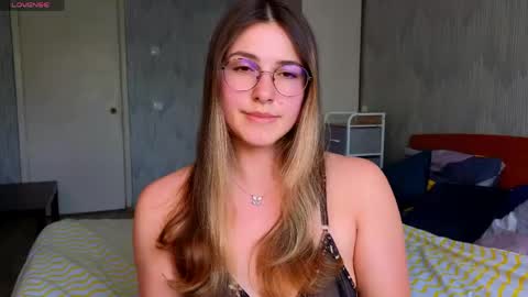 Sophia online show from May 2026 08:53:01 AM