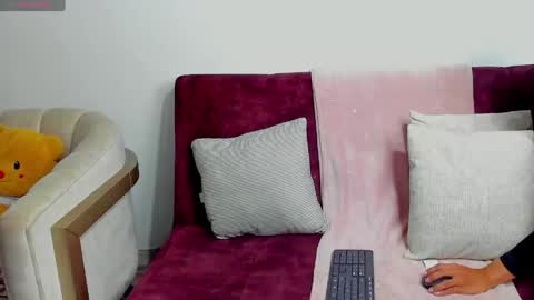 sophia CM online show from May 2026 11:01:04 PM