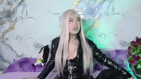 sophia online show from February 2026 04:22:02 AM