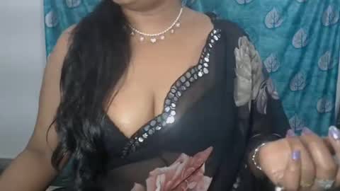 Snapshot of sophia_indian chatting on May 2026 06:40:02 AM Sophia Tamil online show from May 2026 06:40:02 AM