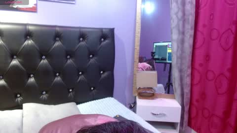     SOPHIA      online show from December 2024 01:50:01 AM