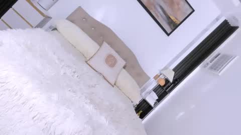 sophiaarmani online show from May 2026 11:07:01 AM