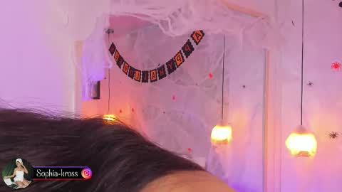 Sophia  online show from October 2025 08:31:02 AM