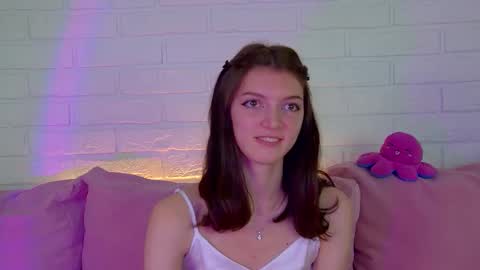 SophiaProve online show from December 2025 04:45:01 PM