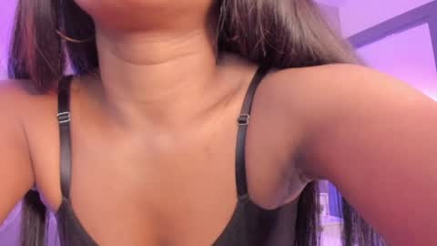 Snapshot of sophiasmiths_ chatting on May 2026 11:10:01 PM SophiaSmiths online show from May 2026 11:10:01 PM