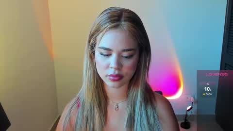 Sophia Smith online show from October 2025 10:21:01 PM