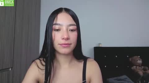 Sophie  online show from September 2025 02:20:01 PM