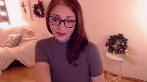 Sophie online show from December 2024 05:20:01 AM