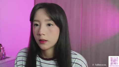 Sophie or Sof online show from November 2025 10:10:02 PM