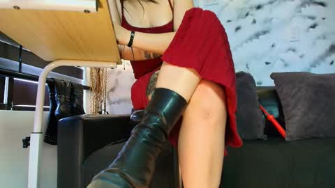 Snapshot of sophie_littles chatting on February 2026 01:26:01 PM Sophie online show from February 2026 01:26:01 PM