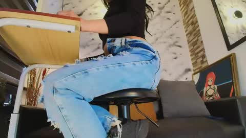 Sophie online show from April 2026 01:36:02 PM