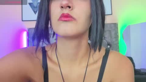 Snapshot of sophie_mcgreen chatting on July 2026 08:36:01 PM sophie_mcgreen online show from July 2026 08:36:01 PM