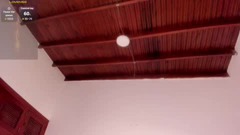 sophie_smith19 online show from December 2025 12:53:02 PM