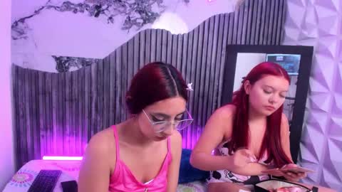 Snapshot of sophie_sweet_bms chatting on September 2025 11:26:02 AM Valentina online show from September 2025 11:26:02 AM