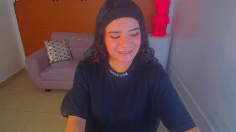 Sofia online show from January 2025 10:16:02 PM