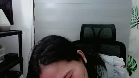 Sophie online show from October 2025 07:38:01 PM