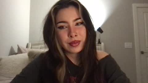 Sophie Belle online show from November 2025 02:11:01 AM