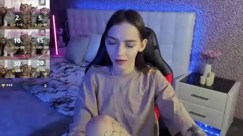 Sophie online show from February 2025 07:12:02 AM