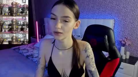 Sophie online show from February 2025 06:17:02 AM