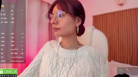   Sophie  IG sophiecherry es   online show from October 2025 10:34:02 PM